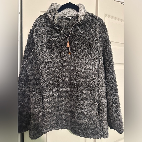 Fleece - Picture 1 of 3